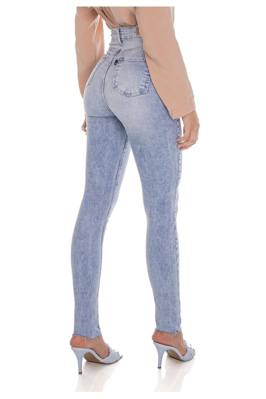 dz3599 com calca jeans feminina skinny hot pants barra corte a fio denim zero costas prox