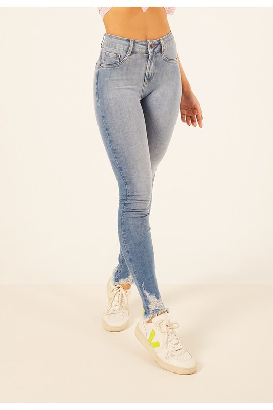 dz3918 ts calca jeans feminina skinny media com barra irregular denim zero frente prox