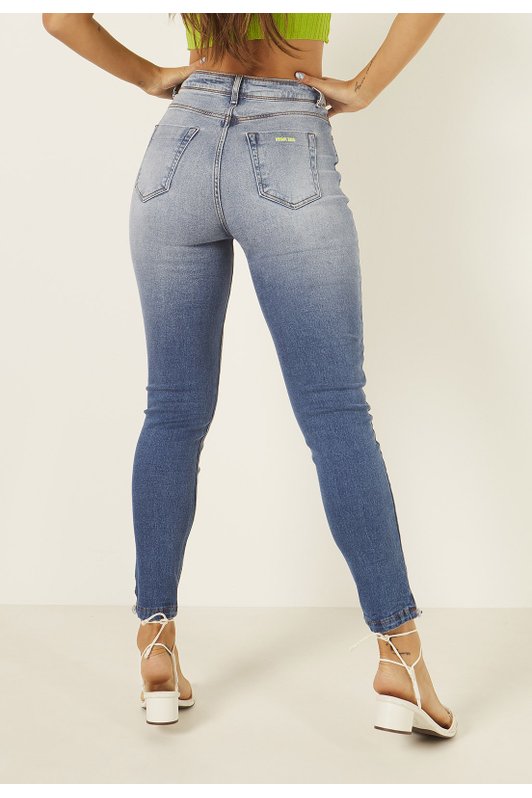 dz3969 com calca jeans feminina mom com puidos denim zero costas prox