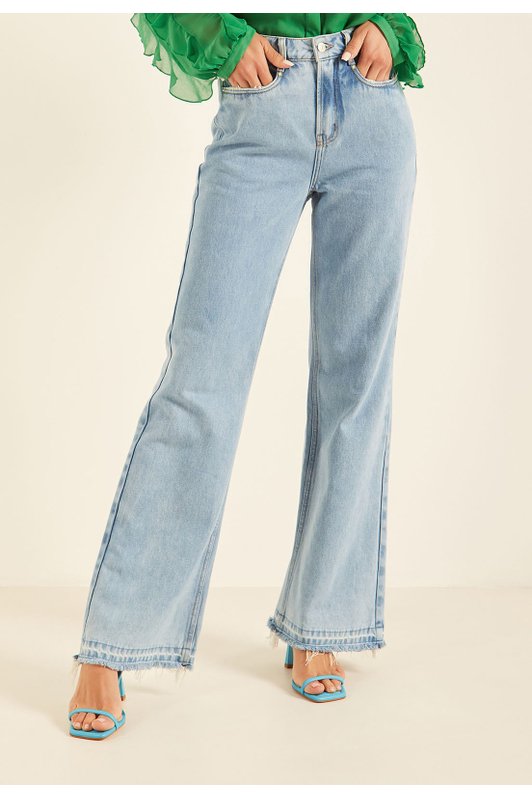 dz20122 1 alg calca jeans feminina wide leg flare com barra irregular denim zero frente prox