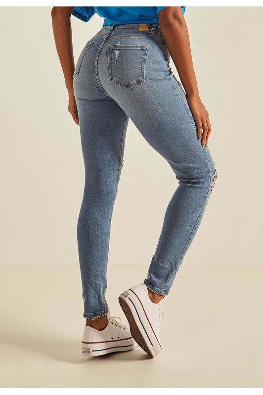 dz20265 3 com calca jeans feminina skinny media cigarrete com rasgos denim zero costas prox easy resize com