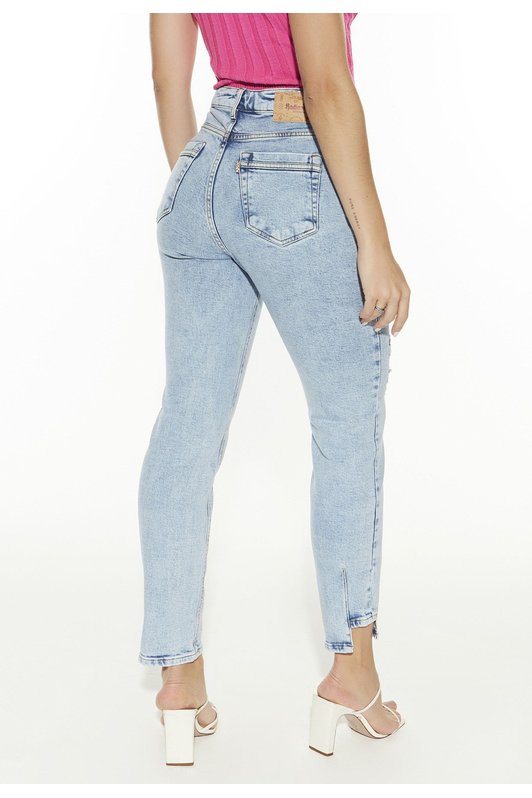 dz20500 com calca jeans feminina mom fit cigarrete com diferenciado na barra denim zero costas crop easy resize com